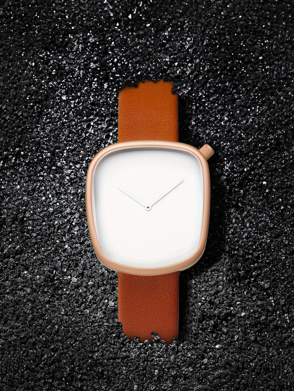 A Minimalist Square Watch With Pebble-like Design, Featuring No Scale, For Both Men And Women, With A PU Leather Strap