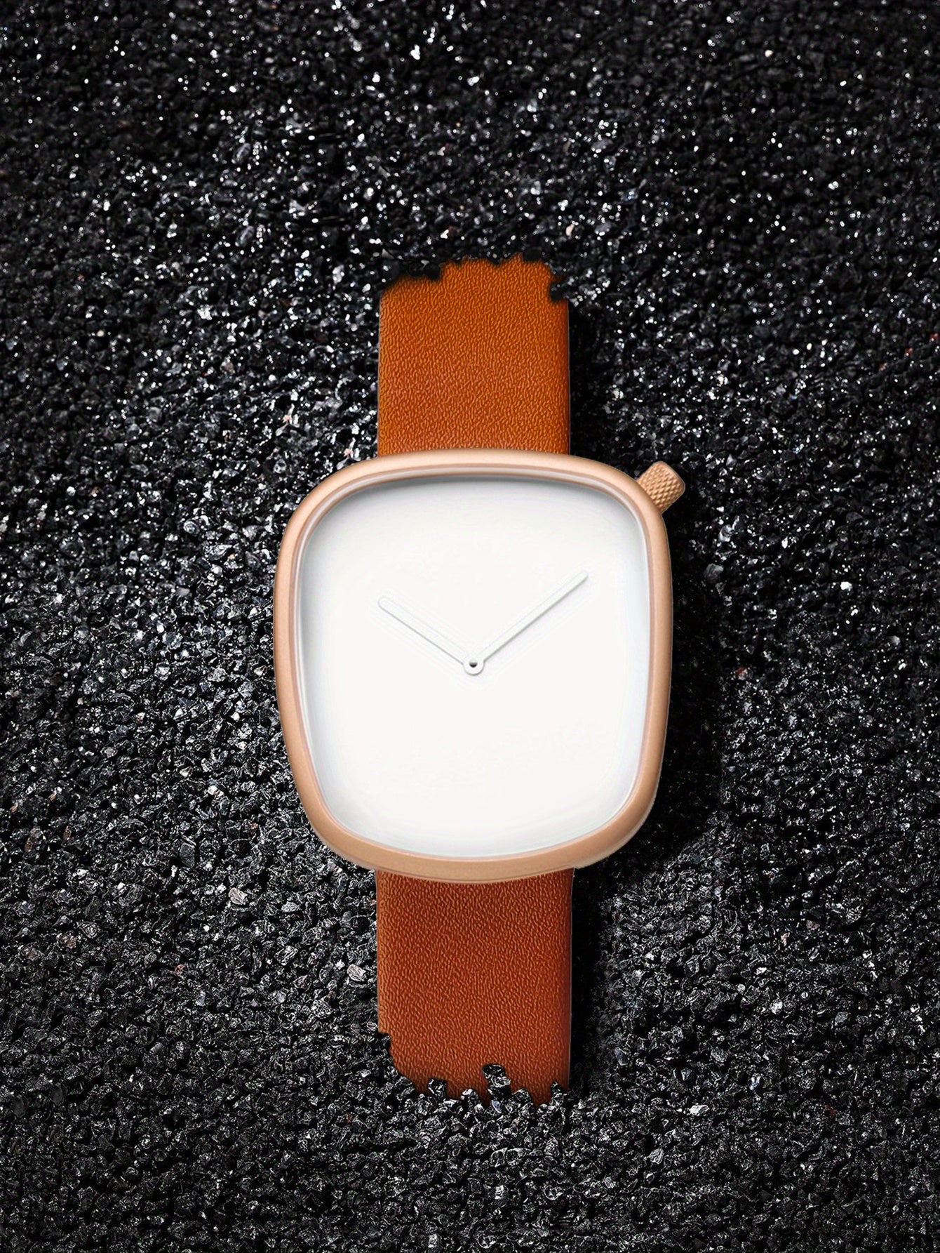 A Minimalist Square Watch With Pebble-like Design, Featuring No Scale, For Both Men And Women, With A PU Leather Strap