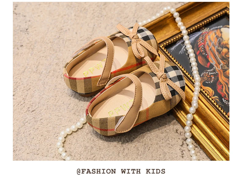 NEW Classic Winter Princess Shoes Baby Soft-solar Toddler Shoes Girl Children Plate Cloth Single Shoes 0-3 Years Old Bow Sandals