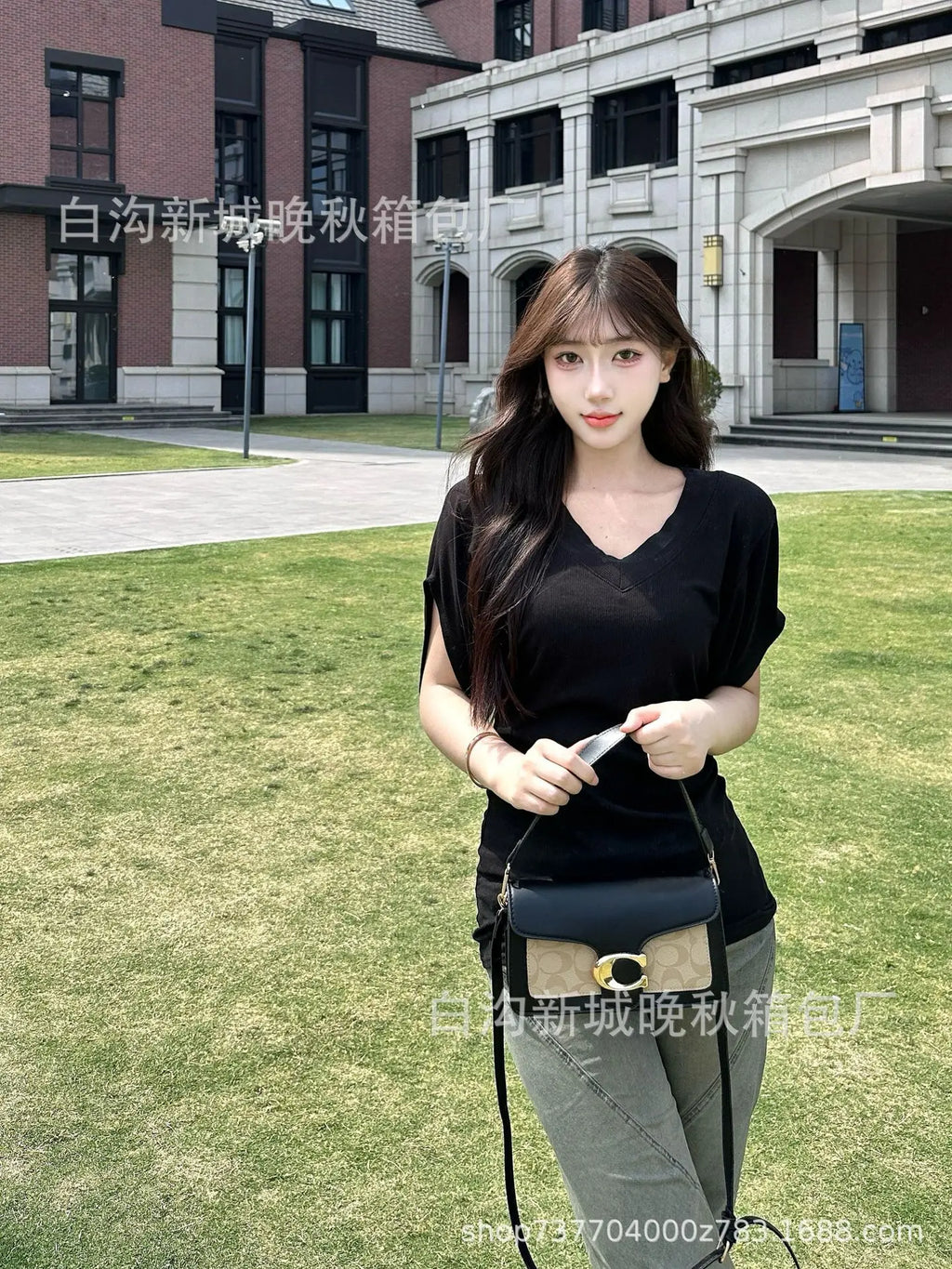 New Diamond Hand-mounted Chain Crossbody Bag Versatile Fragrance Underarm Shoulder Bag