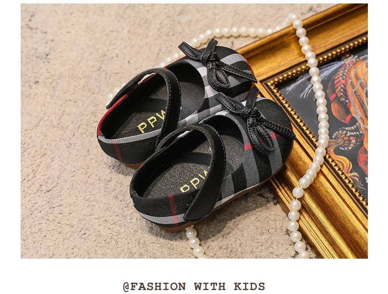 NEW Classic Winter Princess Shoes Baby Soft-solar Toddler Shoes Girl Children Plate Cloth Single Shoes 0-3 Years Old Bow Sandals