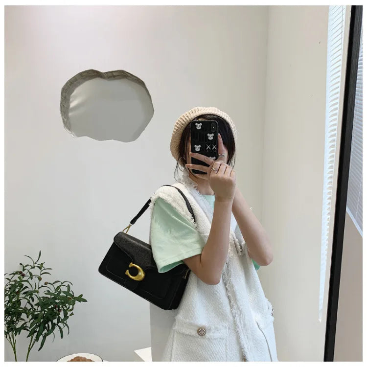 New Diamond Hand-mounted Chain Crossbody Bag Versatile Fragrance Underarm Shoulder Bag