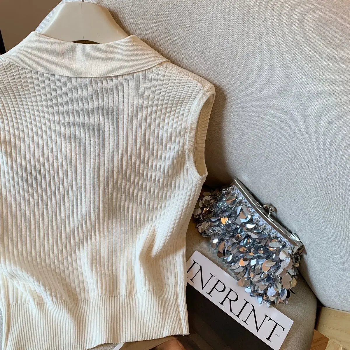 2025 Summer Korean Style Embroidered Lapel Single-breasted Knitted Women's Sleeveless Versatile Temperament Sleeveless Tank Top
