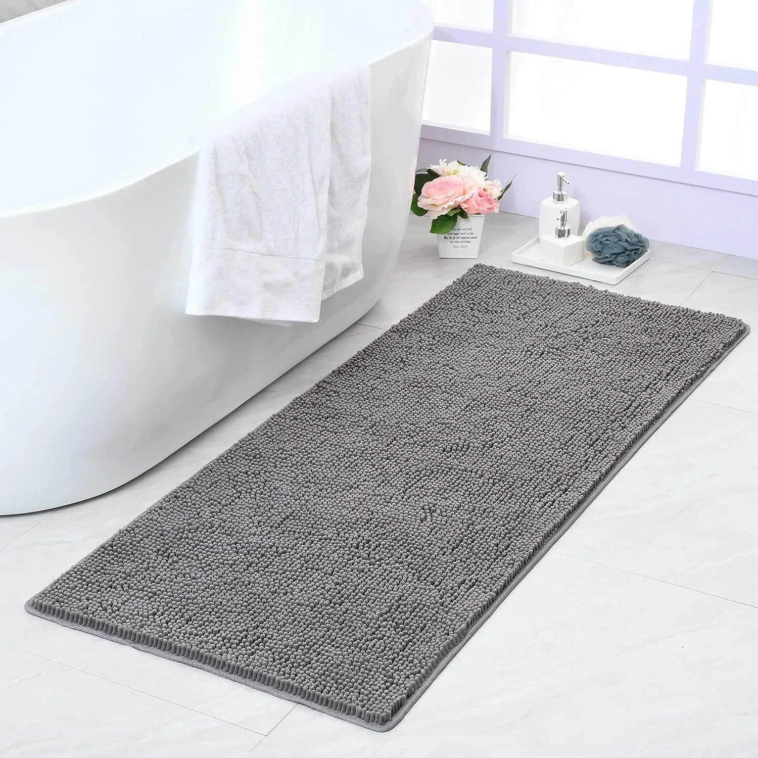 Chenille Absorbent Soft Plush Bath Mat Machine Washable Non slip Bathroom Carpet Suitable for Bathtubs and Showers